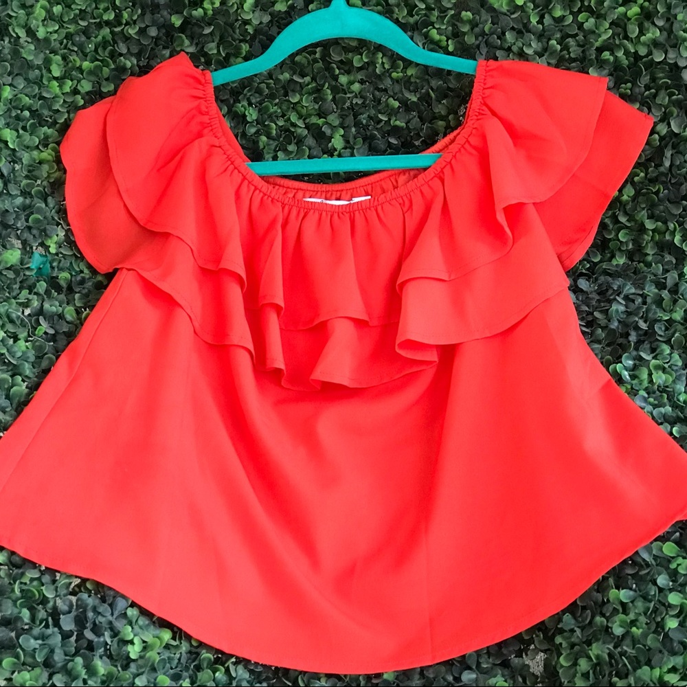 ByEgreis ruffle top off shoulder